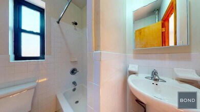 328 E 14th St in New York, NY - Building Photo - Building Photo