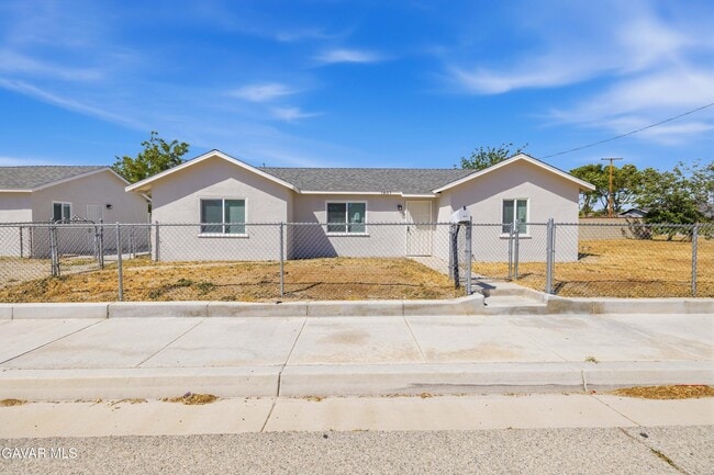 1807 W Ave K8 in Lancaster, CA - Building Photo - Building Photo