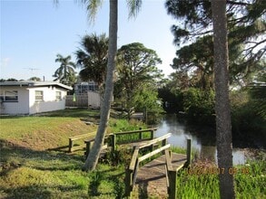 603 Roberts Bay Dr in Nokomis, FL - Building Photo - Building Photo