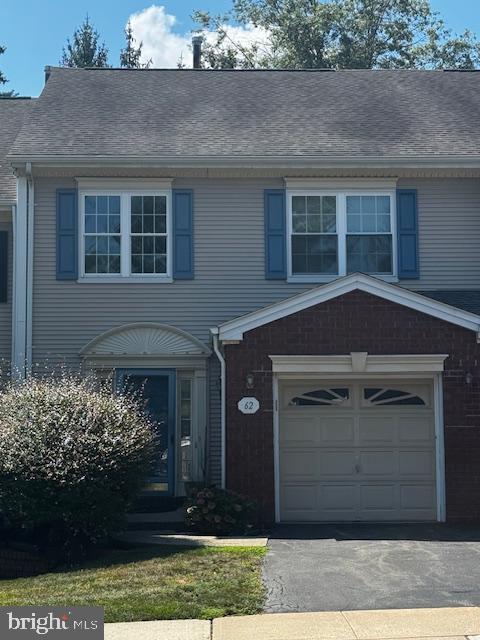 property at 62 Topaz Dr