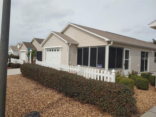 1017 Jace Pl in the Villages, FL - Building Photo - Building Photo