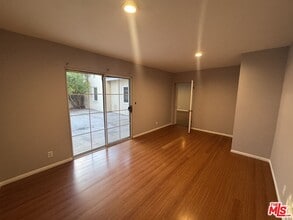 6303 Vicland Pl in Los Angeles, CA - Building Photo - Building Photo