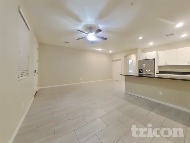 12564 W Hummingbird Terrace in Peoria, AZ - Building Photo - Building Photo