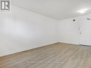 165 Colborne Ave in Richmond Hill, ON - Building Photo - Building Photo