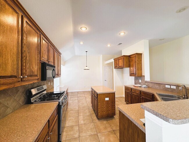 132 Cassandra Dr in Forney, TX - Building Photo - Building Photo