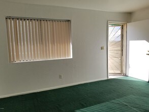 12123 W Bell Rd-Unit -314 in Surprise, AZ - Building Photo - Building Photo