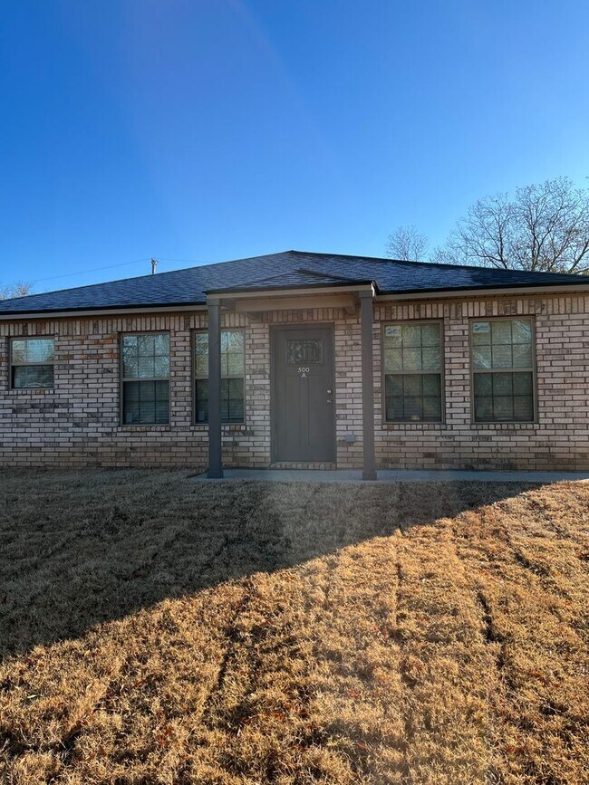 property at 500 N 38th St