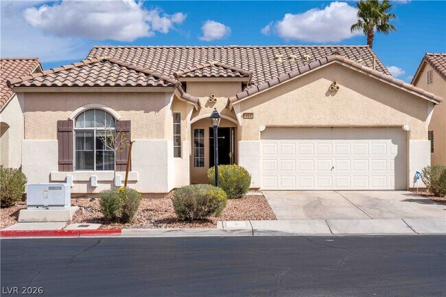 10530 Santerno St in Las Vegas, NV - Foto de edificio - Building Photo