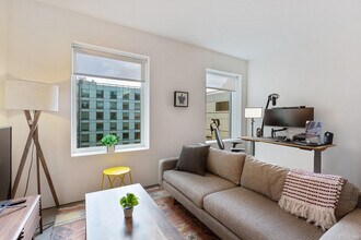 18 10th St, Unit SI FL8-ID278475P in San Francisco, CA - Foto de edificio - Building Photo