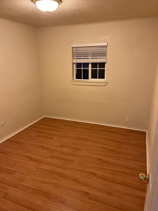 2560 Alma Ave in South Lake Tahoe, CA - Building Photo