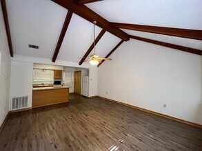 35505 Oakridge Ave, Unit A in Slidell, LA - Foto de edificio - Building Photo