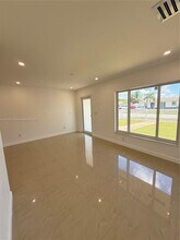 4172 NW 201st St in Miami Gardens, FL - Building Photo - Building Photo