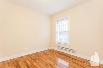 957 W Cornelia Ave, Unit 1BD in Chicago, IL - Building Photo - Building Photo