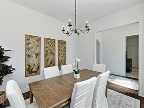 2400 Winsted Ln in Austin, TX - Building Photo - Building Photo