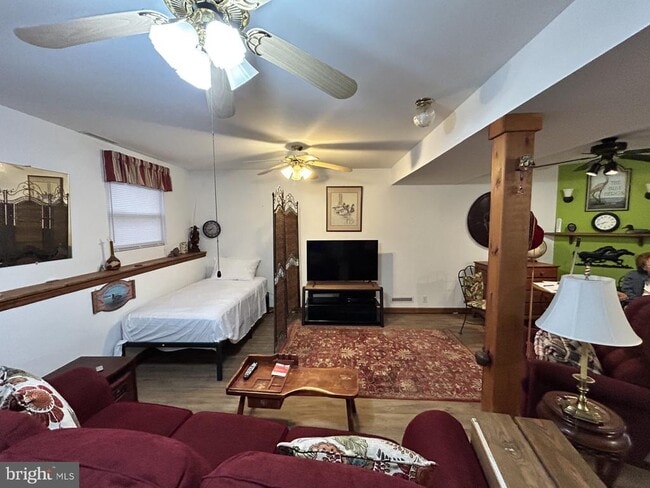 5979 3rd St in Deale, MD - Building Photo - Building Photo