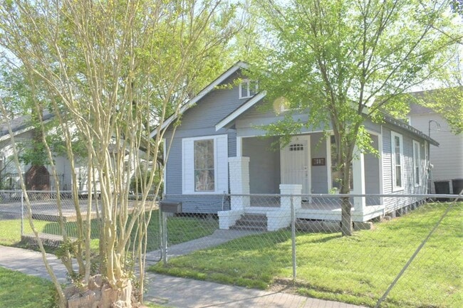 2802 Winbern St in Houston, TX - Building Photo - Building Photo