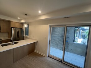 534 Taylor St NW, Unit B in Washington, DC - Building Photo - Building Photo