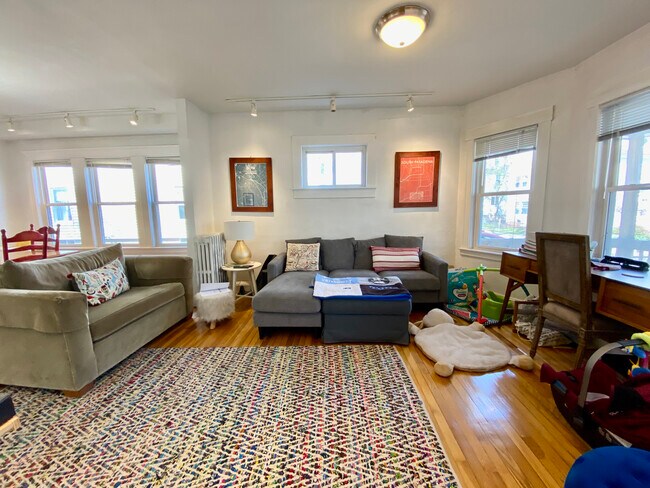39 Westford St, Unit 1 in Boston, MA - Building Photo - Building Photo