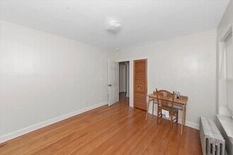 5701 N Washtenaw Ave in Chicago, IL - Building Photo - Building Photo