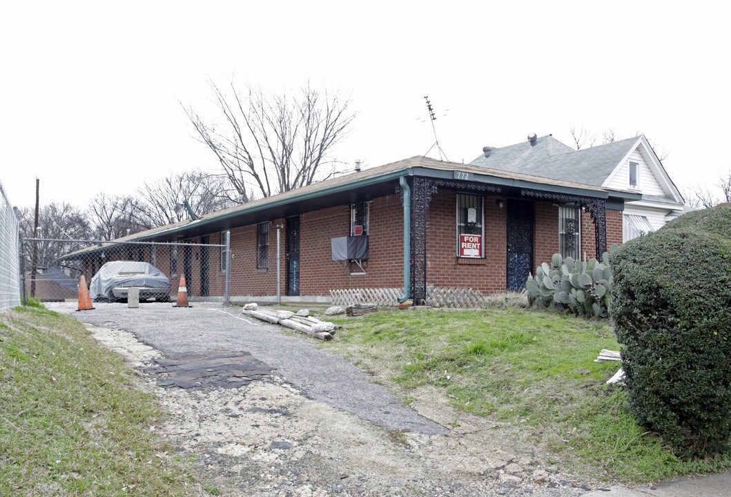 772 E Mclemore Ave in Memphis, TN - Foto de edificio