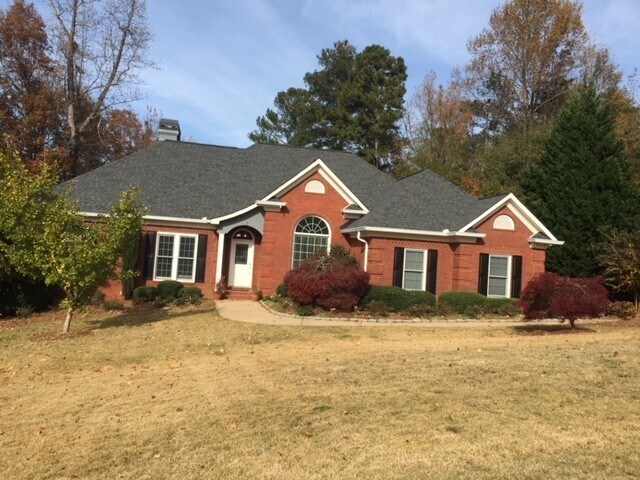 129 Oak Walk in Villa Rica, GA - Building Photo