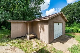 305 12th Ave NE in Graysville, AL - Building Photo - Building Photo