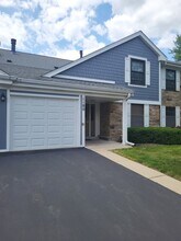 1180 Silverwood Ct in Wheeling, IL - Building Photo - Building Photo