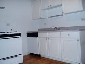 5050 N Winchester Ave, Unit 3 in Chicago, IL - Building Photo - Building Photo