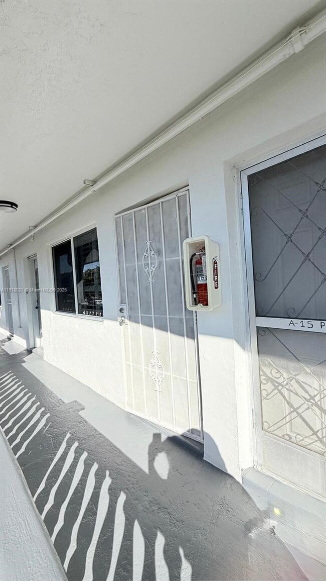 20337 NE 2nd Ave in Miami, FL - Building Photo - Building Photo