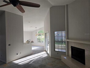 6048 NW 36th Terrace in Gainesville, FL - Building Photo - Building Photo