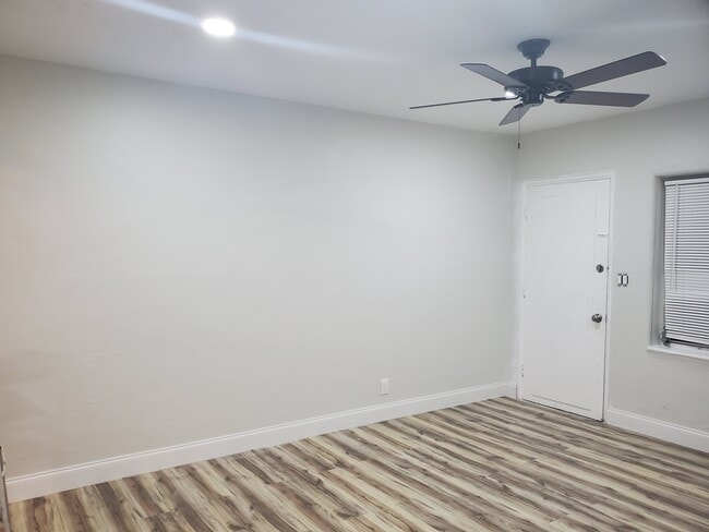 1937 Madison St, Unit 2