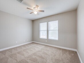 7838 Winterstone Dr in San Antonio, TX - Building Photo - Building Photo