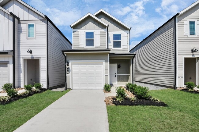 1006 Moon Drop Ln