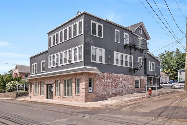 property at 3 Benson Ave