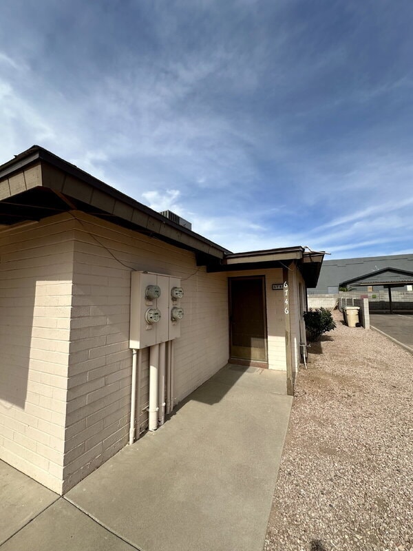 6746 E Dallas St in Mesa, AZ - Building Photo - Building Photo