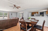 260 Waters Rd photo'