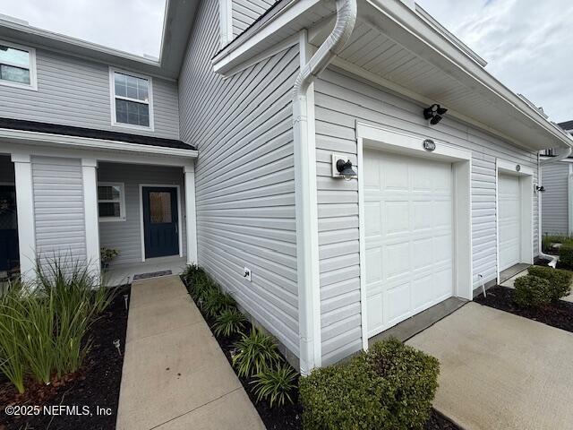 12009 Calvesta St in Jacksonville, FL - Building Photo - Building Photo