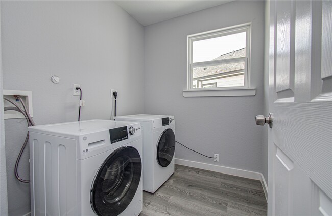 property at 4616 Shreveport Blvd