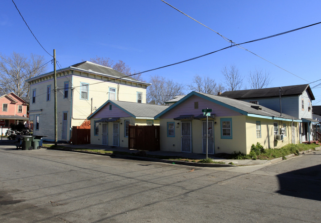 1001 E Gwinnett St in Savannah, GA - Foto de edificio