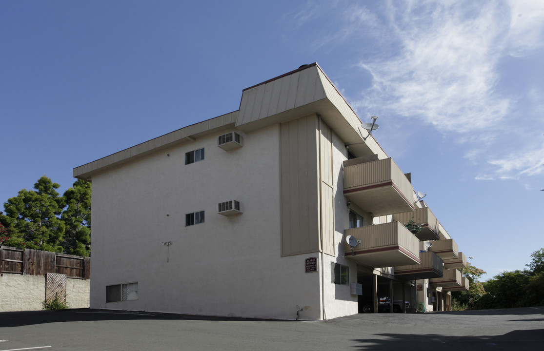 Benicia Heights Apartments in Benicia, CA - Building Photo