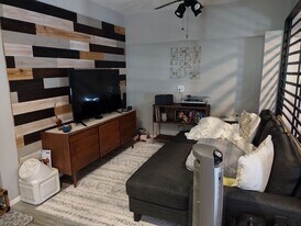 2901 Kelvington Dr, Unit rear