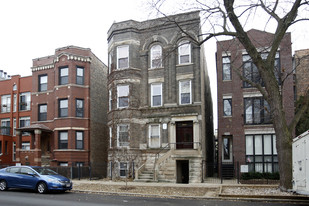 2453 W Walton St Apartments