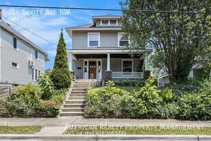 314 Scott Ave NW in Grand Rapids, MI - Building Photo