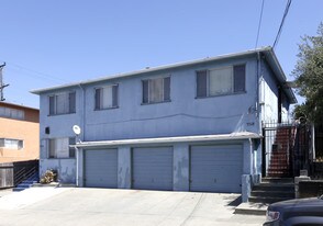 3512-3518 Meadow St in Oakland, CA - Building Photo