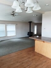 274 Horseshoe Lake Rd in Deer Park, WA - Building Photo - Building Photo