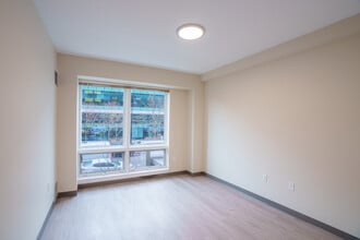 Kendall Crossing Apartments in Cambridge, MA - Building Photo - Interior Photo