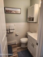 709 Ocean Ave N, Unit 9 in Avon By The Sea, NJ - Building Photo - Building Photo