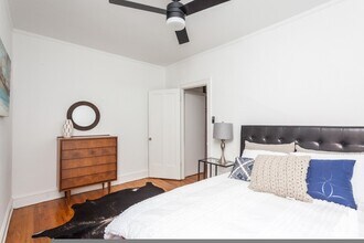 621 W Cornelia Ave in Chicago, IL - Building Photo - Building Photo