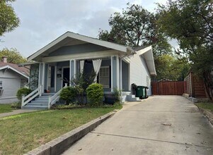 2215 Washington Ave in Fort Worth, TX - Building Photo - Building Photo