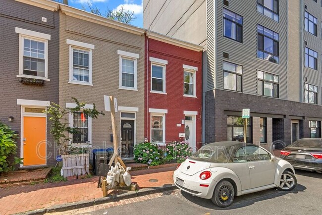 property at 219 Parker St NE